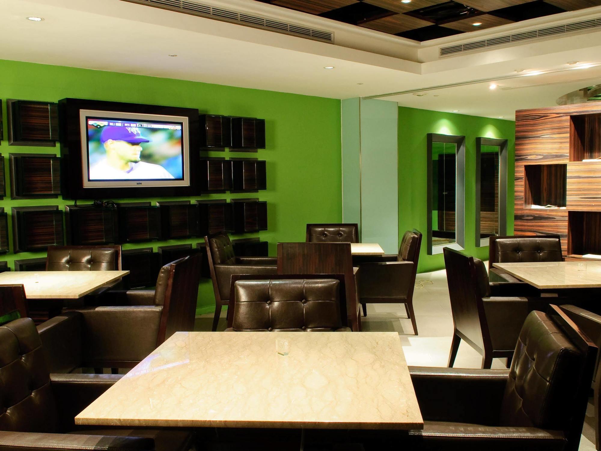 The Tango Hotel Taipei Linsen Exterior photo